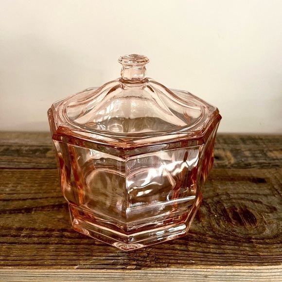 Vintage Hoosier Indiana Depression Pink Glass Powder Jar Vanity apothecary - Picture 2 of 4